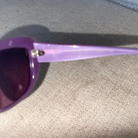 Judith Lieber Sunglasses - Picture 7 of 8